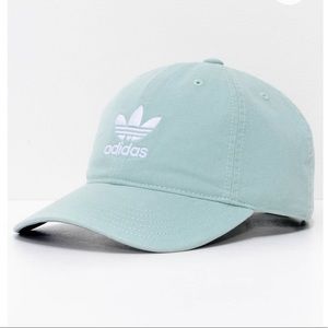adidas Originals Women’s Relaxed Strapback Hat